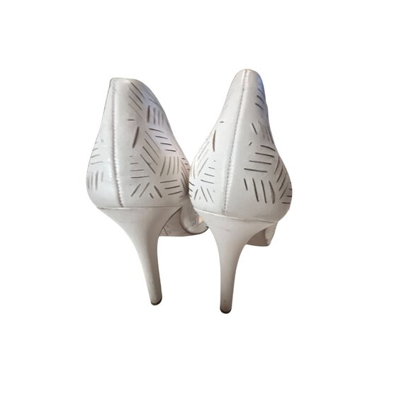 Jessica Simpson Womens White Leather Pointed-Toe High Heels Pumps Size 10 - Picture 5 of 7